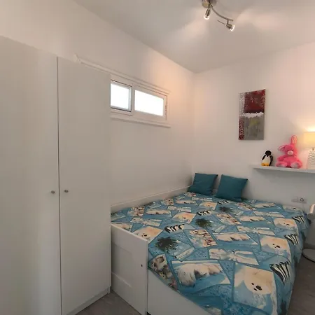 Apartamento Fanabe 2 公寓